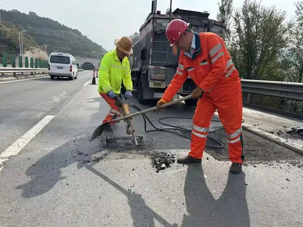 诸暨沥青路面修补价格